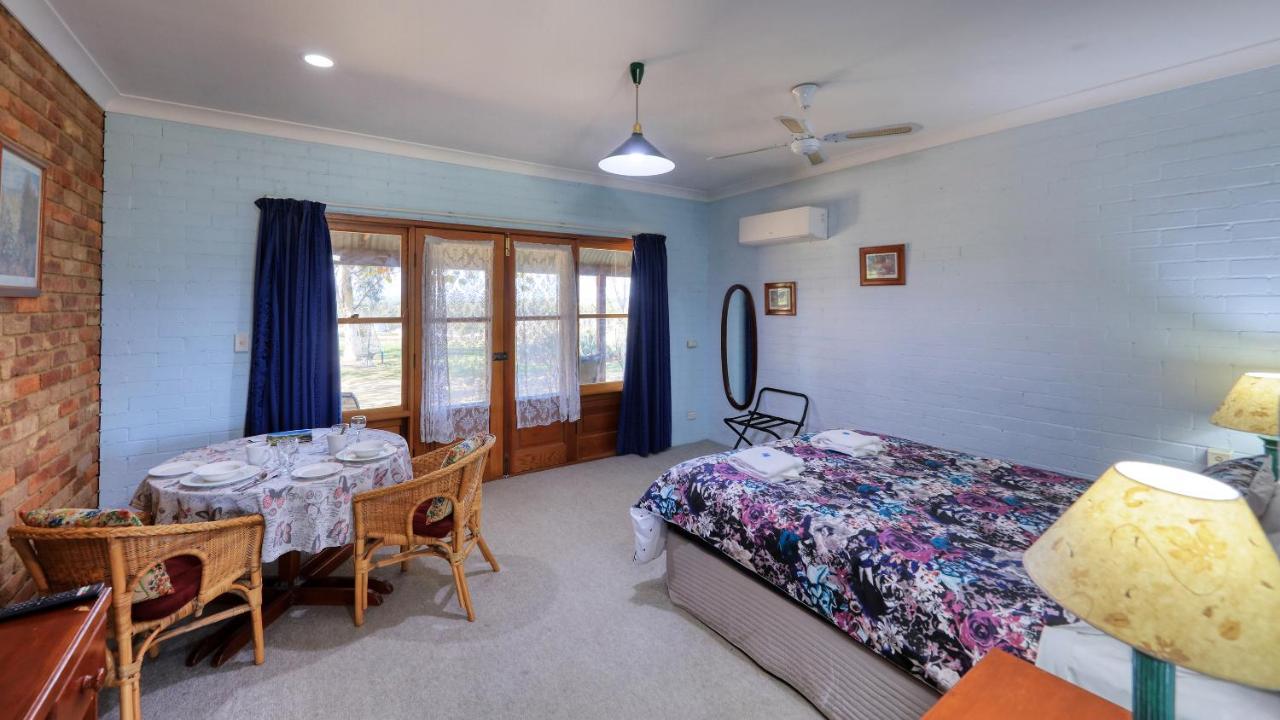 The Vineyard Motel Cowra Exterior foto